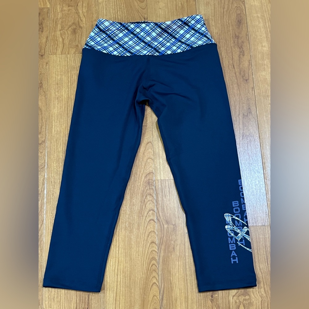 NWOT Boomba Navy Capri Leggings Ladies XS